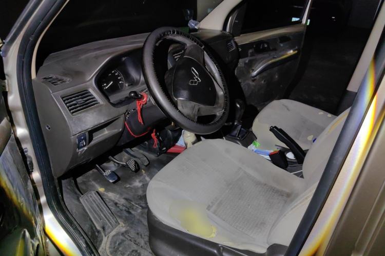 Used Wuling Rongguang 2014 1.5L S Base Version Driver Seat