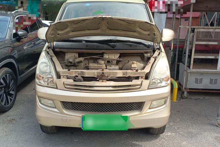 Used Wuling Rongguang 2014 1.2L S Base Model Engine Bay