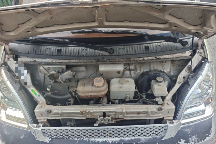 Used Wuling Rongguang 2014 1.2L S Standard Model Engine Bay
