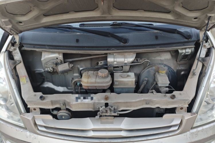 Used Wuling Rongguang 2014 1.2L S Standard Model Engine Bay