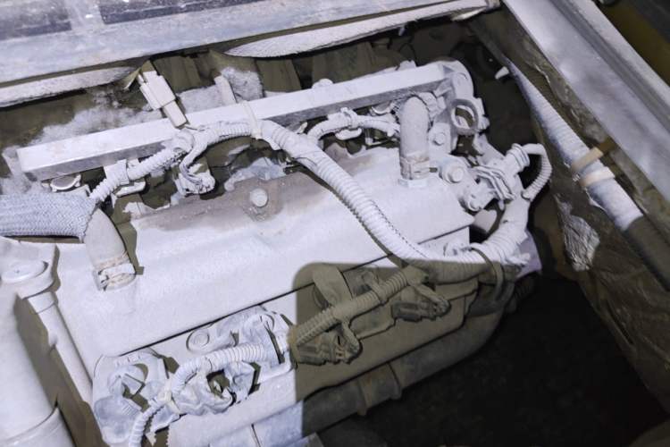 Used Wuling Rongguang 2014 1.2L S Standard Model Engine Bay Left