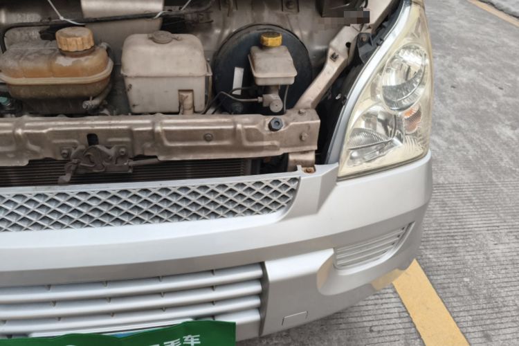 Used Wuling Rongguang 2014 1.2L S Base Model Engine Bay Left