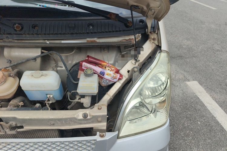 Used Wuling Rongguang 2014 1.2L S Base Model Engine Bay Left