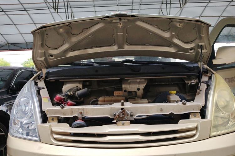 Used Wuling Rongguang 2014 1.5L S Standard Version Engine Bay