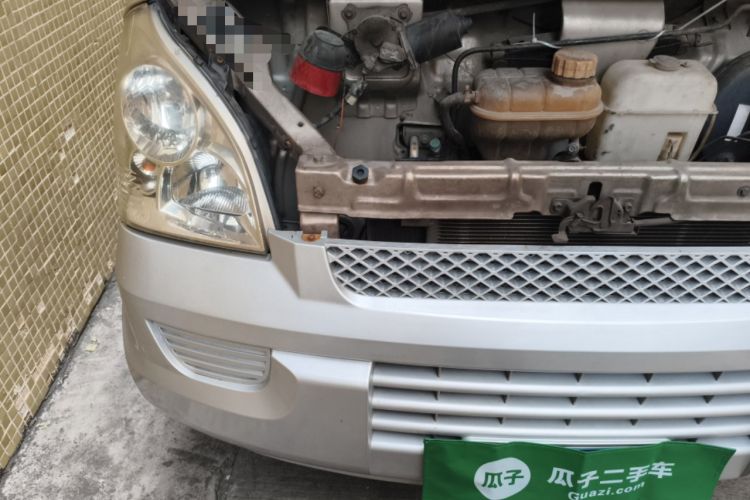 Used Wuling Rongguang 2014 1.2L S Base Model Engine Bay Right