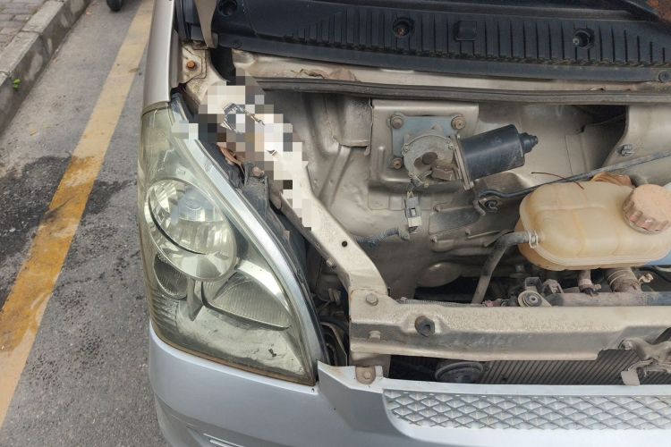 Used Wuling Rongguang 2014 1.2L S Base Model Engine Bay Right