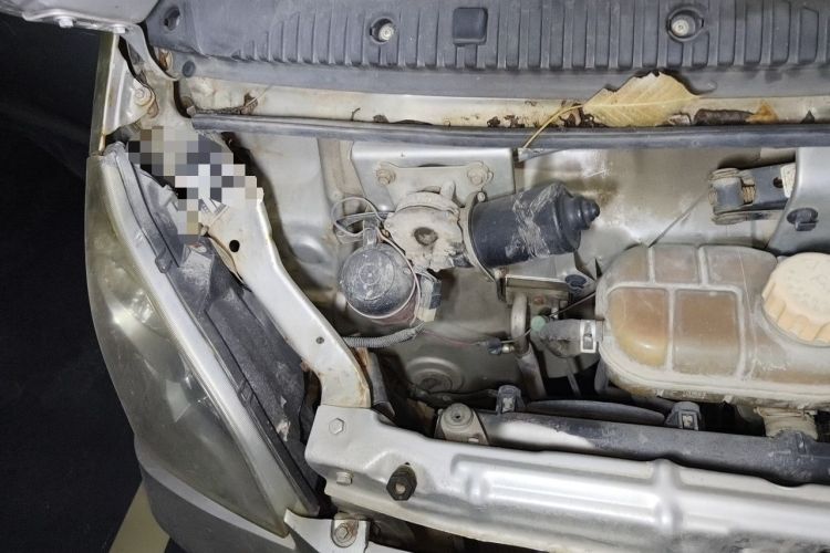 Used Wuling Rongguang 2014 1.2L S Base Model Engine Bay Right