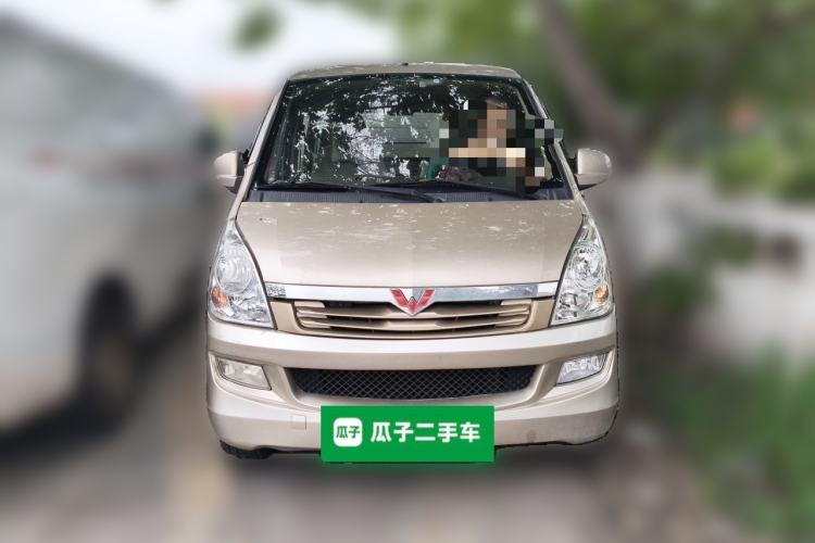 Used Wuling Rongguang 2014 1.5L S Standard Version Front