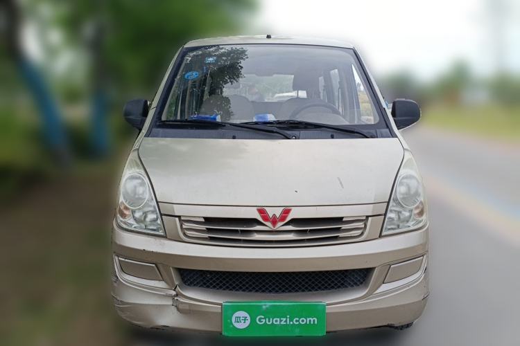 Used Wuling Rongguang 2014 1.2L S Base Model Front