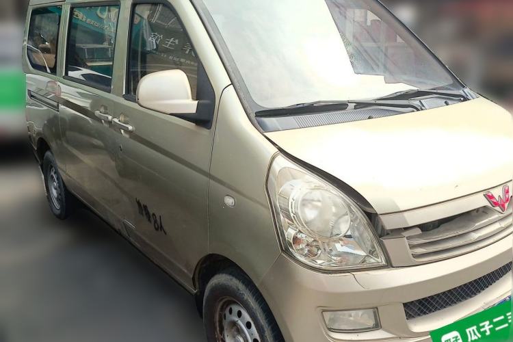 Used Wuling Rongguang 2014 1.2L S Base Model Front Right 45 Deg