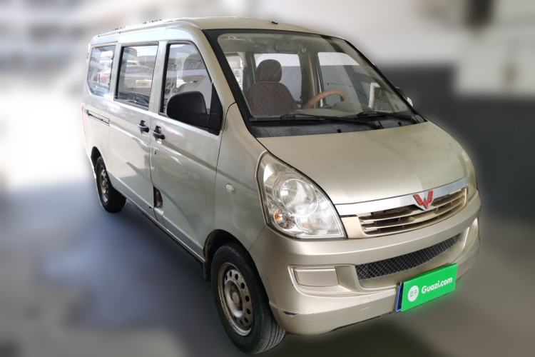 Used Wuling Rongguang 2014 1.2L S Base Model Front Right 45 Deg