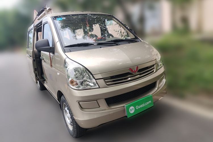 Used Wuling Rongguang 2014 1.2L S Base Model Front Right 45 Deg