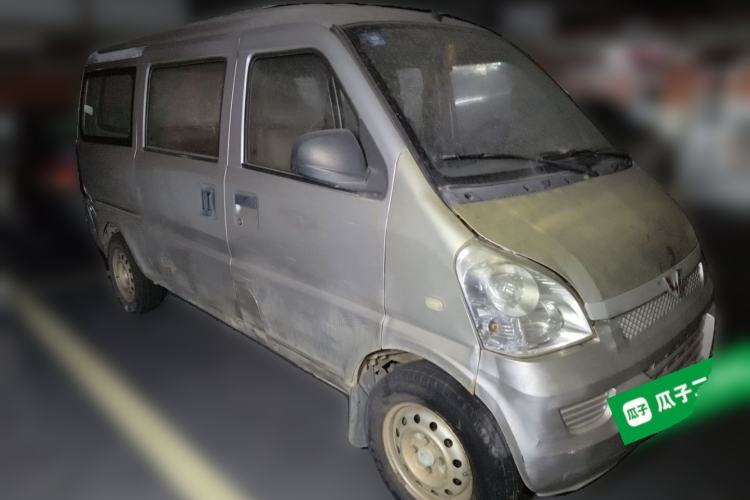 Used Wuling Rongguang 2014 1.2L S Base Model Front Right 45 Deg