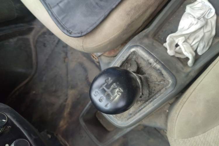 Used Wuling Rongguang 2014 1.5L S Standard Version Gear Lever