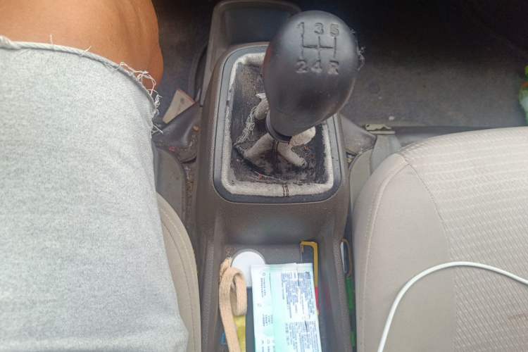 Used Wuling Rongguang 2014 1.2L S Base Model Gear Lever