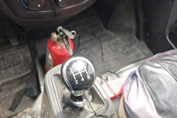 Used Wuling Rongguang 2014 1.5L S Base Version Gear Lever