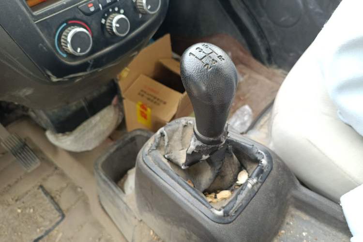 Used Wuling Rongguang 2014 1.2L S Base Model Gear Lever