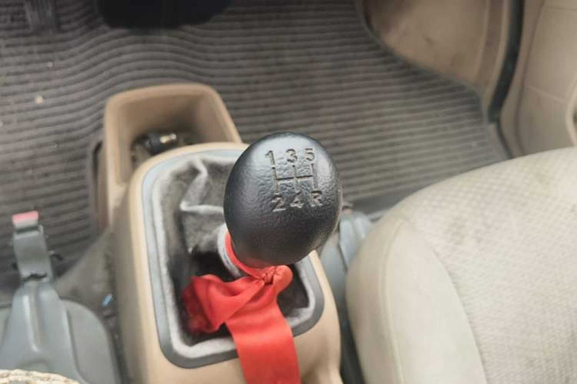 Used Wuling Rongguang 2014 1.2L S Standard Model Gear Lever