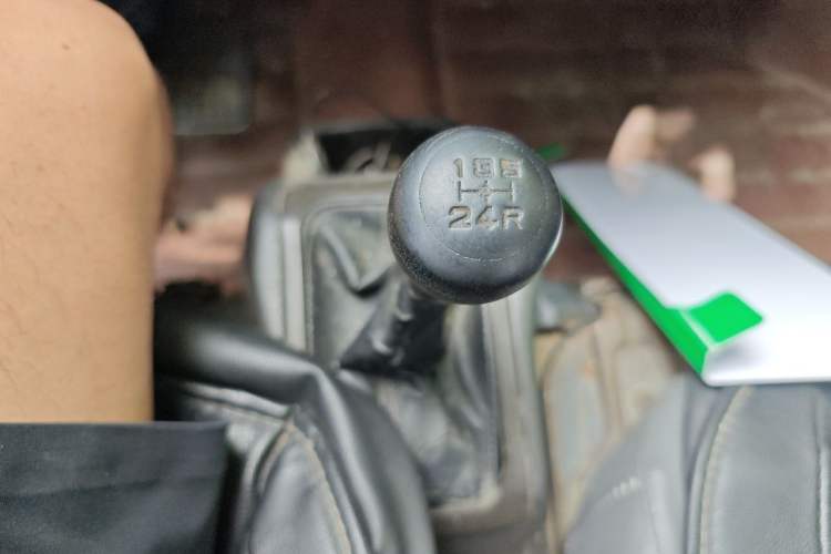 Used Wuling Rongguang 2014 1.5L S Base Version Gear Lever