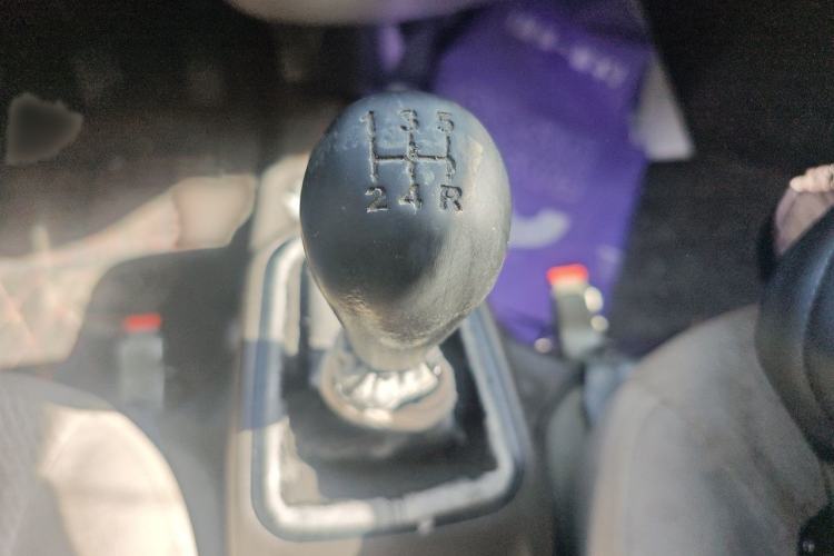 Used Wuling Rongguang 2014 1.2L S Base Model Gear Lever