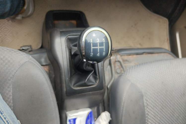 Used Wuling Rongguang 2014 1.2L S Base Model Gear Lever
