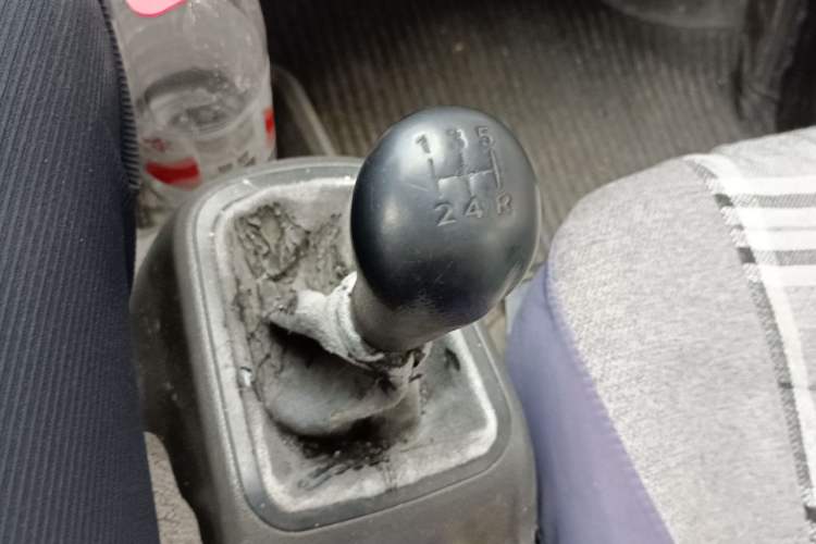 Used Wuling Rongguang 2014 1.2L S Base Model Gear Lever