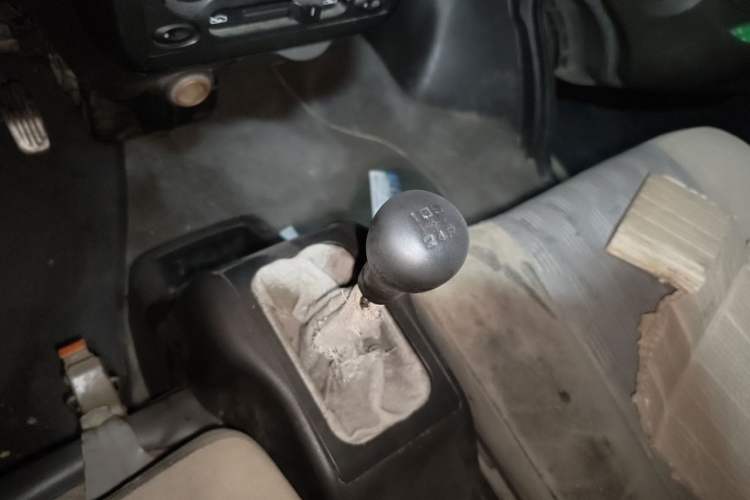 Used Wuling Rongguang 2014 1.2L S Base Model Gear Lever