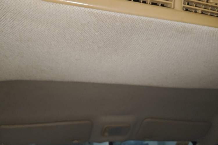 Used Wuling Rongguang 2014 1.2L S Base Model Headliner