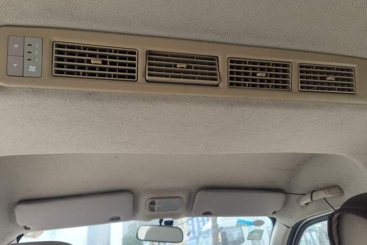 Used Wuling Rongguang 2014 1.2L S Standard Model Headliner