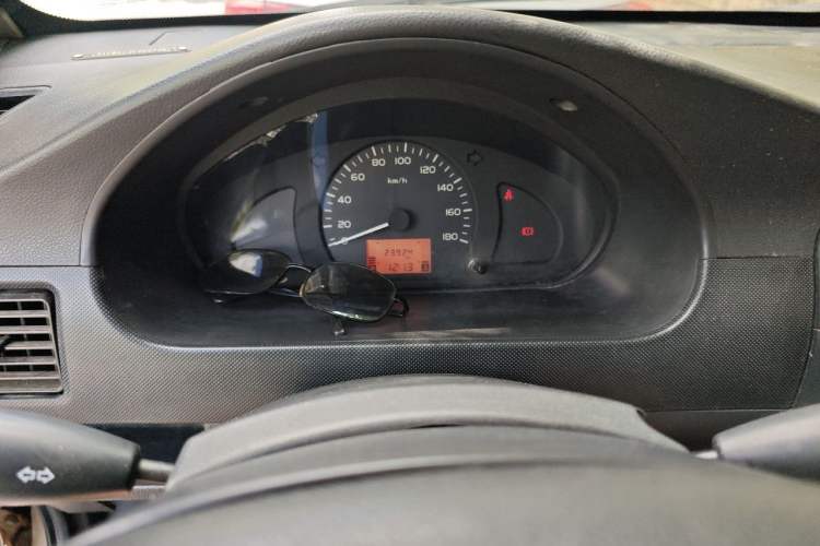 Used Wuling Rongguang 2014 1.5L S Base Version Instrument Cluster