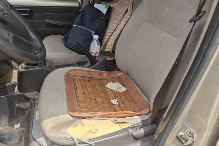 Used Wuling Rongguang 2014 1.2L S Base Model Left Front Seat