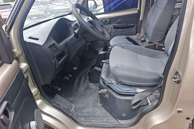 Used Wuling Rongguang 2014 1.2L S Base Model Left Front Seat