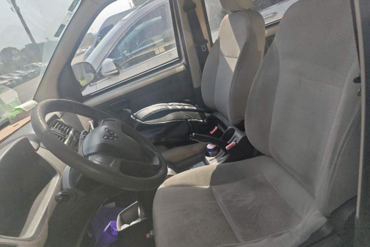 Used Wuling Rongguang 2014 1.2L S Base Model Left Front Seat