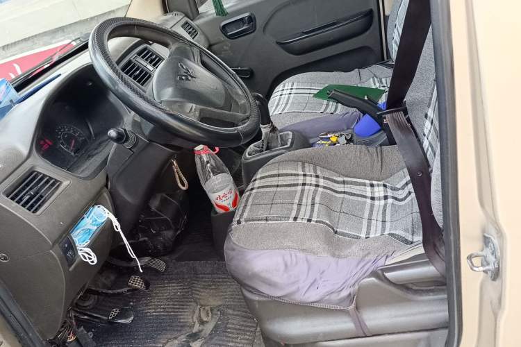 Used Wuling Rongguang 2014 1.2L S Base Model Left Front Seat
