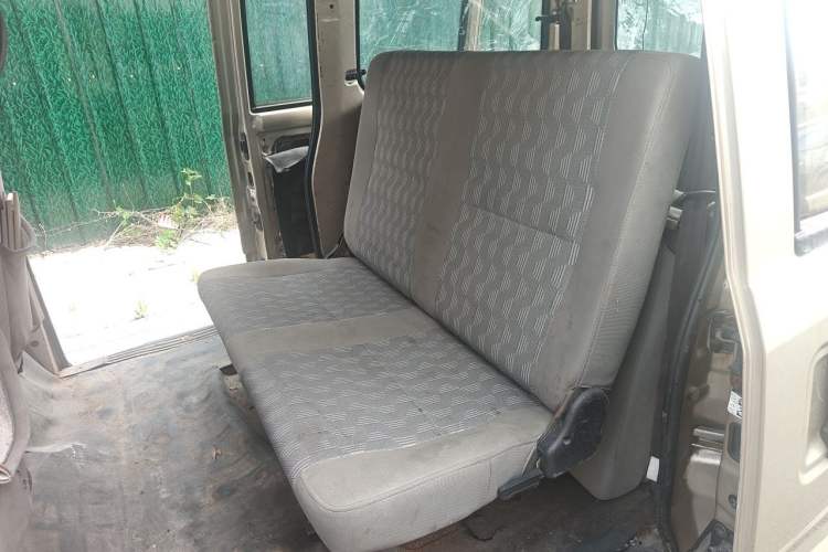 Used Wuling Rongguang 2014 1.2L S Standard Model Left Rear Seat