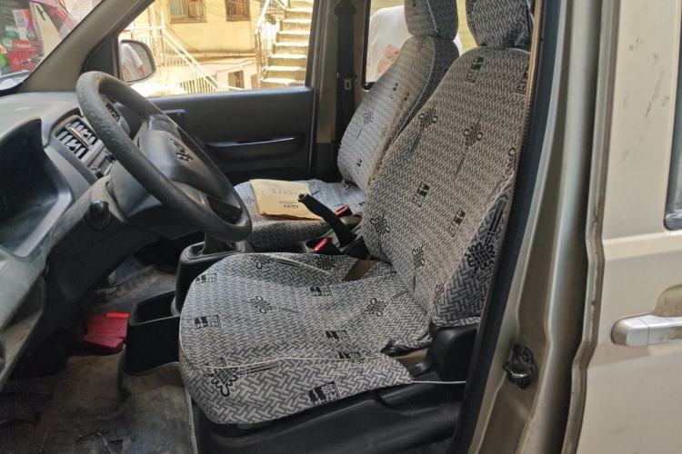 Used Wuling Rongguang 2014 1.2L S Base Model Left Rear Seat