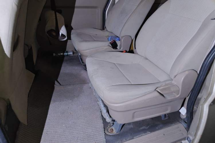 Used Wuling Rongguang 2014 1.2L S Standard Model Left Rear Seat