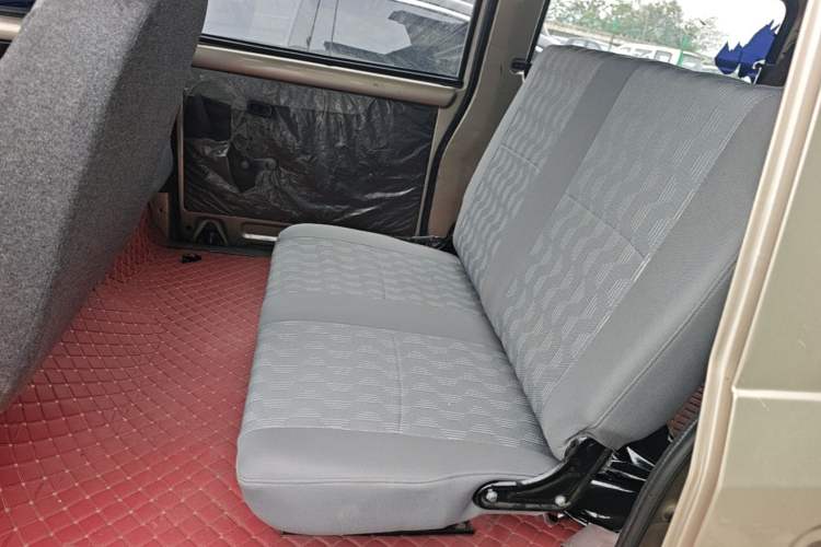 Used Wuling Rongguang 2014 1.2L S Base Model Left Rear Seat
