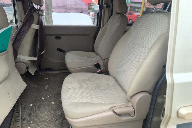 Used Wuling Rongguang 2014 1.2L S Standard Model Left Rear Seat