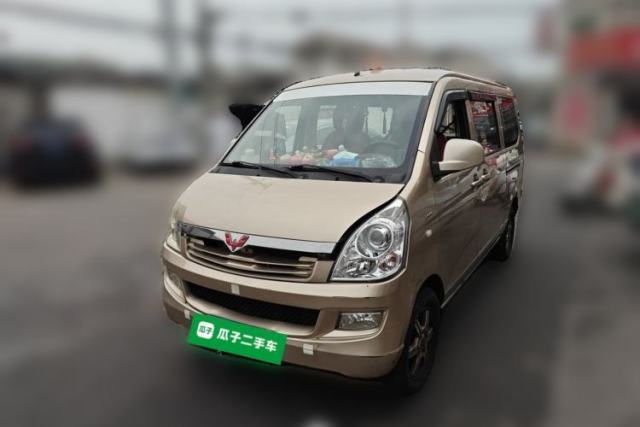 Used Wuling Rongguang 2014 1.5L S Standard Version