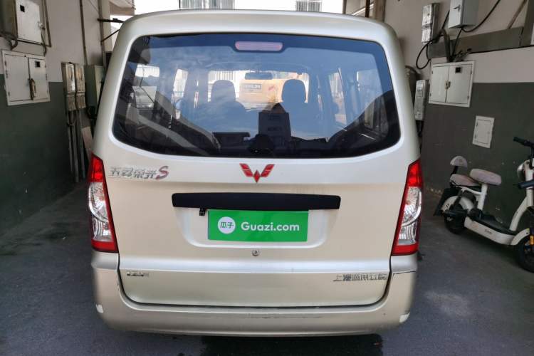 Used Wuling Rongguang 2014 1.2L S Base Model Rear