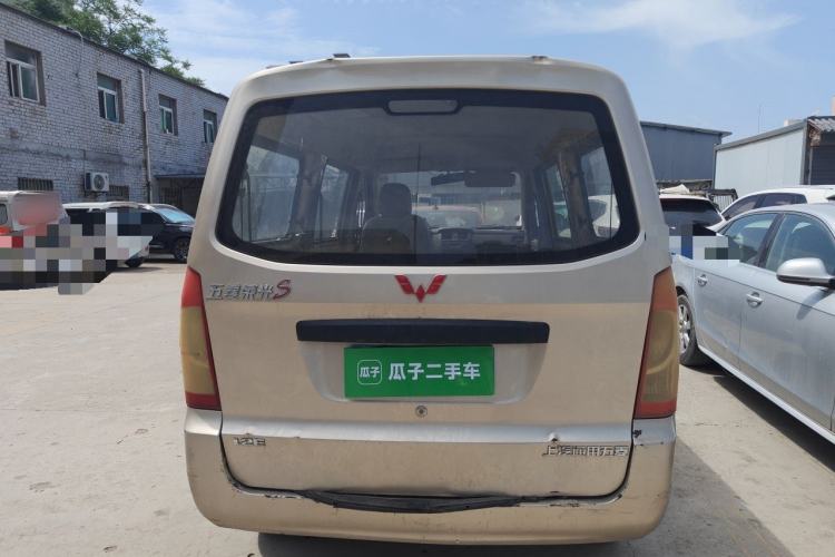 Used Wuling Rongguang 2014 1.2L S Base Model Rear