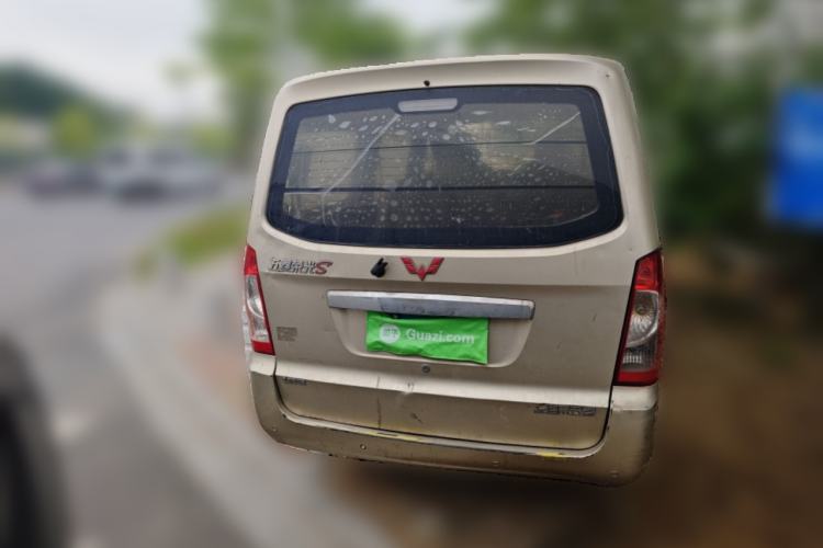 Used Wuling Rongguang 2014 1.5L S Standard Version Rear