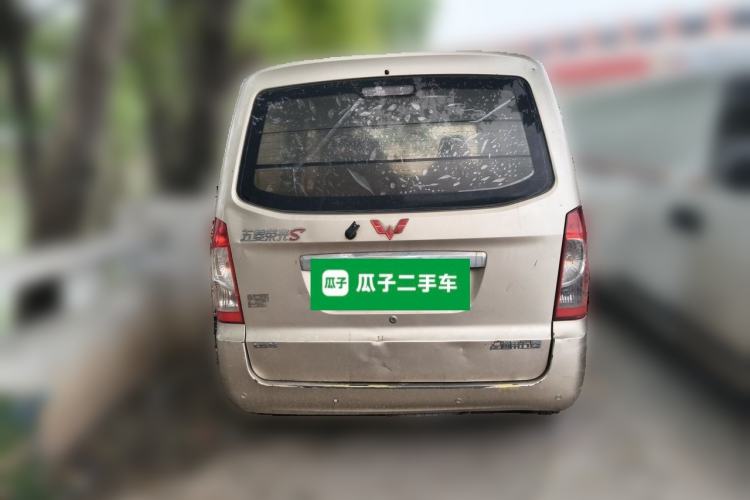 Used Wuling Rongguang 2014 1.5L S Standard Version Rear