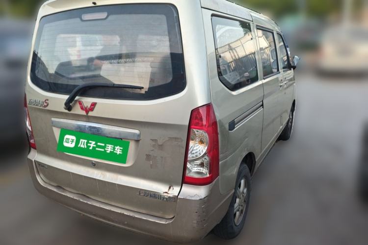 Used Wuling Rongguang 2014 1.2L S Standard Model Rear Right 45 Deg