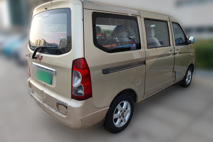 Used Wuling Rongguang 2014 1.2L S Standard Model Rear Right 45 Deg