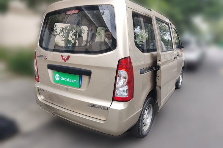 Used Wuling Rongguang 2014 1.2L S Base Model Rear Right 45 Deg