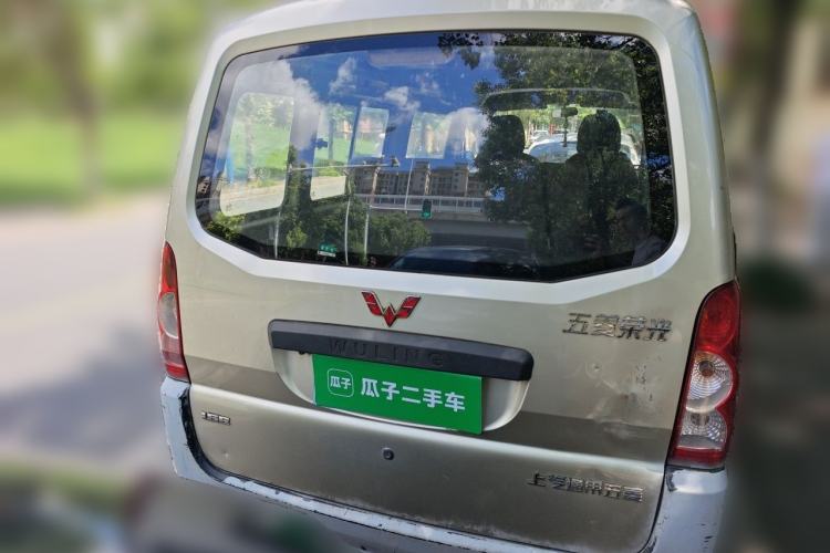 Used Wuling Rongguang 2014 1.5L S Base Version Rear