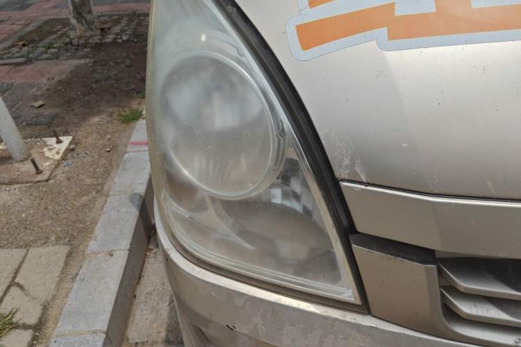 Used Wuling Rongguang 2014 1.2L S Base Model Right Front Headlight