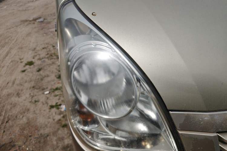 Used Wuling Rongguang 2014 1.5L S Base Version Right Front Headlight
